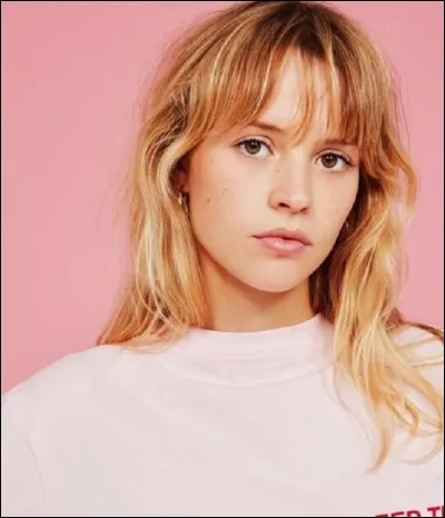 Où la chanteuse Angèle est-elle née en 1995 ?