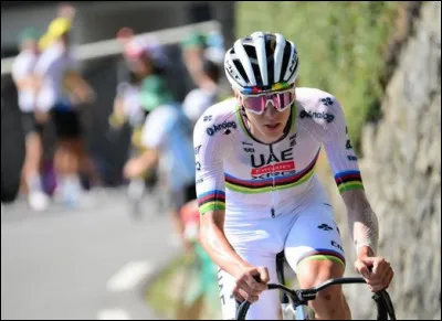 Et pour finir, qui peut porter le maillot blanc ?