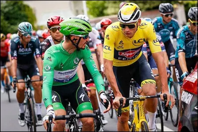 Qui porte le maillot vert ?