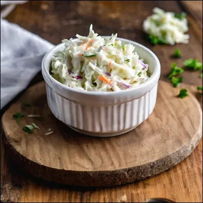 Le coleslaw est une salade populaire en ...