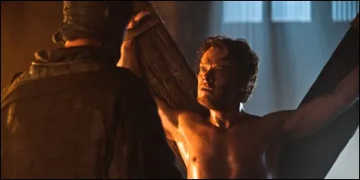 Quel personnage a perdu ses parties intimes au cours d'une séance de torture ?