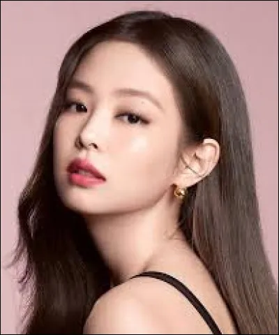 De quelle chanson proviennent ces paroles : 
"Rest in peace, please, light up a candle
This the life of a vandal, masked up, and I'm still in CELINE
Designer crimes, or it wouldn't be me (oh)" ?