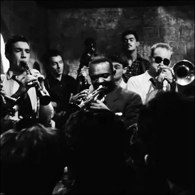 Quel jazzman français, qui a enregistré plusieurs albums avec Sidney Bechet, est considéré par Boris Vian comme le responsable du succès des Lorientais, la première cave à jazz parisienne de laprès-guerre ?