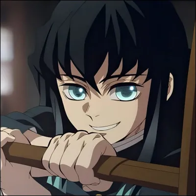 Contre qui combat Muichiro au village des forgerons ?