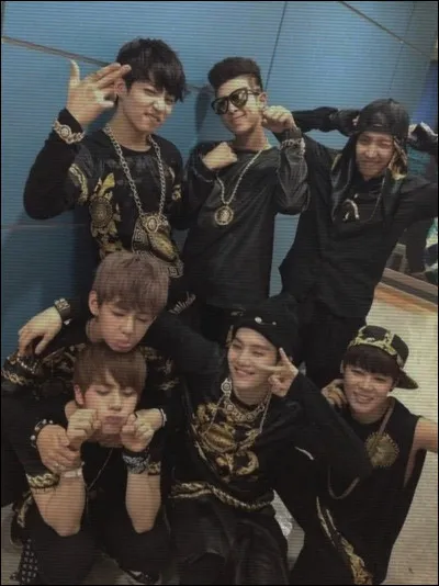 Quel est le titre de leur première chanson ?