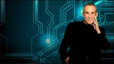 Avant de devenir animateur, dans quel domaine artistique Thierry Ardisson avait-il débuté sa carrière ?