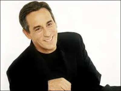 Complétez son expression culte : "Magnéto ..." :