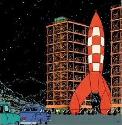 Le professeur Tournesol a été engagé dans le centre de recherches atomiques de Sbrodj, pour la réalisation dune fusée lunaire dont il a conçu le moteur atomique. Dans quel album ?