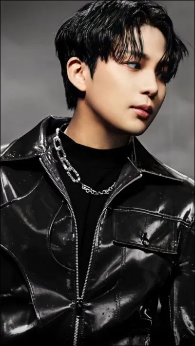 Quel est le titre de la première chanson qu'Ateez a interprétée ?