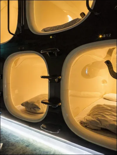 Dans quel pays les clients peuvent-ils dormir dans des cercueils ?