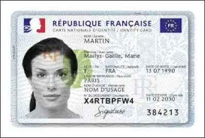 Quelle est la durée de validité de la carte d'identité française (format carte bancaire) ?