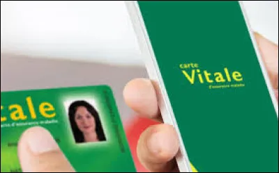 Laquelle de ces informations n'apparait pas sur la carte vitale physique version française ?