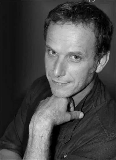 Il a t Jean Moulin pour France 2, il s'agit de Charles ...