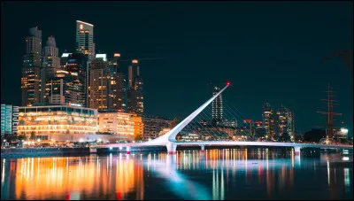 Laquelle de ces marques n'est pas coréenne ?