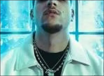 Qui est ce chanteur ?