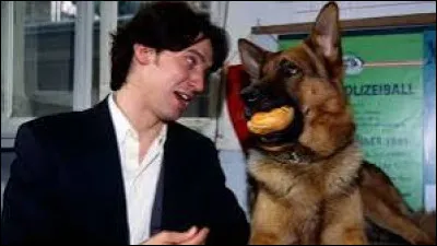 Quel berger allemand est un chien flic dans une série allemande ?