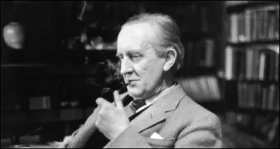 Qui est l'auteur de l'histoire originale du roman "Le Seigneur des anneaux" ?