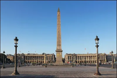 À quel chanteur doit-on le titre "Fais-moi une place" ?