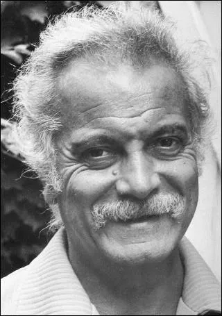 Ses copains d'abord, c'est Georges ...