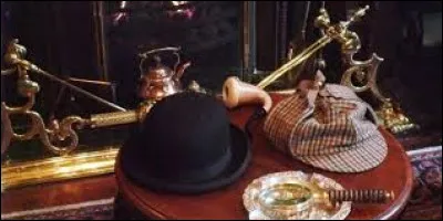 Par quelle femme est-il troublé dans "Un scandale en Bohême" ?