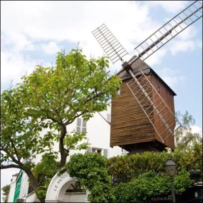 Quel est le nom de ce moulin, le seul encore en état de marche actuellement à Montmartre ? (2025)