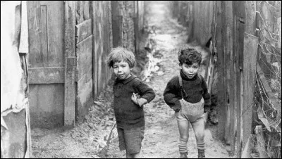 Comment appelle-t-on les gamins de Montmartre et de Paris ?