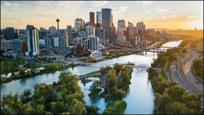 Calgary est située au confluent des rivières Bow et Elbow :