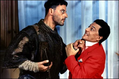 Quel était le premier nom du film Les Visiteurs ?