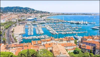 Le saviez-vous ? La ville de Cannes a reçu le titre de Destination Innovante et Durable.