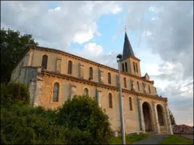 Je vous attends maintenant à Boussan, devant l'église Saint-Jean-Baptiste. Village de l'arrondissement de Saint-Gaudens, il se situe dans le département ...