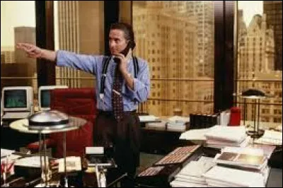 Dans le film "Wall Street" d'Oliver Stone en 1987, qui interprète le rôle d'un Golden Boy ?