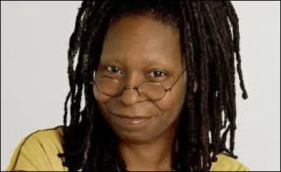 Dans quel film l'actrice Whoopi Goldberg incarne-t-elle Dolores Van Cartier ?