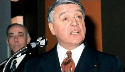 Quel est le prénom de monsieur Boulin, cet ancien ministre du Travail qui se serait noyé dans 30 cm d'eau ?