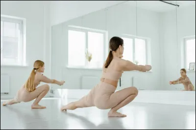 Fais-tu des échauffements en danse et en chant ?