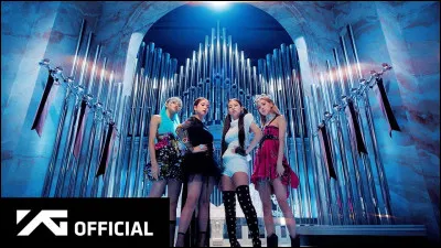 Qui a interprété la chanson "Kill This Love" ?