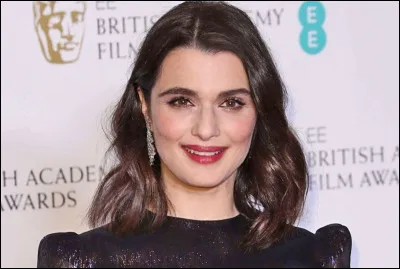 Rachel Weisz a joué pour Terrence Malick dans un film sorti en 2013. Quel est ce film ?