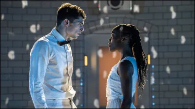 Dans quelle pièce de William Shakespeare voit-on un couple composé de Roméo et Juliette ?