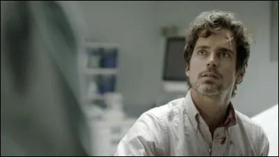 Comment s'appelle cette s&eacute;rie cr&eacute;&eacute;e par Derek Simonds et dans laquelle Bomer joue Jamie Burns ?