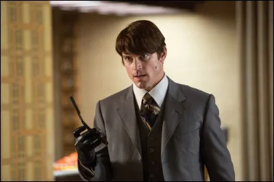 Bomer joue John Boy dans ce film de Shane Black, qui est...
