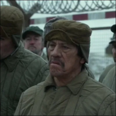 Comment s'intitule ce film réalisé par James Bobin, avec Trejo dans le rôle d'un prisonnier ?