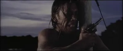Comment s'intitule ce film réalisé par Luis Llosa, avec Trejo dans le rôle d'un braconnier ?