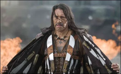 Cette image est issue d'un film de Robert Rodriguez, où Trejo joue Machete Cortez. Comment s'appelle ce film ?