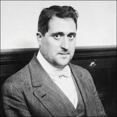 Quel mot inventé par Guillaume Apollinaire désigne un poème dont la disposition forme un dessin ?