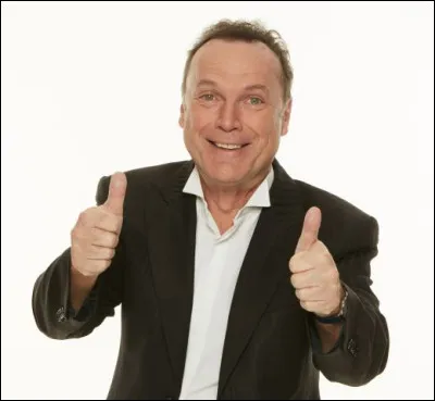 Julien Lepers est né le 12 août 1949 à Paris. En quelle année a-t-il quitté sa fonction de présentateur du jeu télévisé "Questions pour un champion" diffusé sur France 3 ?