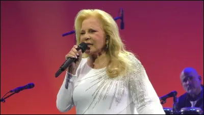 Sylvie Vartan est une chanteuse et danseuse bulgaro-française, née le 15 août 1944. Dans quelle ville bulgare est-elle née ?