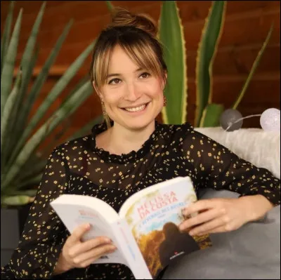 Mélissa Da Costa est née le 7 août 1990. Complétez le titre d'un de ces romans : "La Faiseuse d'..."