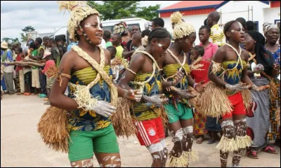Si vous entendez chanter "♪ Saga Africa, ambiance de la brousse...♫" &agrave; qui pensez-vous ?