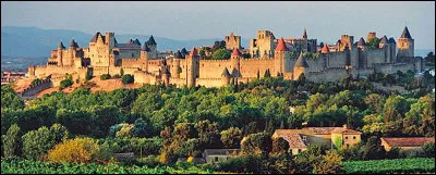 Quel est le chef-lieu du département de l'Aude ?