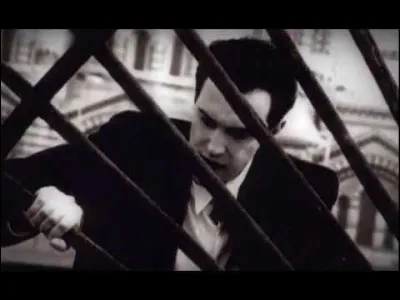 En 1994, quel chanteur français a connu le succès avec le titre "Sur la route" ?