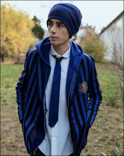 Maintenant qu'Enid est avec Bruno, avec qui est Ajax ?